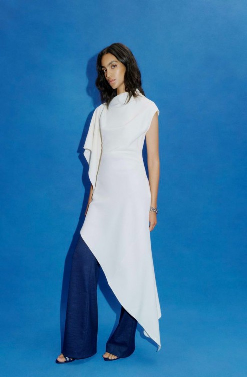 Veronica Beard Resort 2027 Lookbook on Vogue