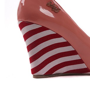 [NWOT] パテントレザー ストライプ柄ウェッジ プラットフォームパンプス　ピンク